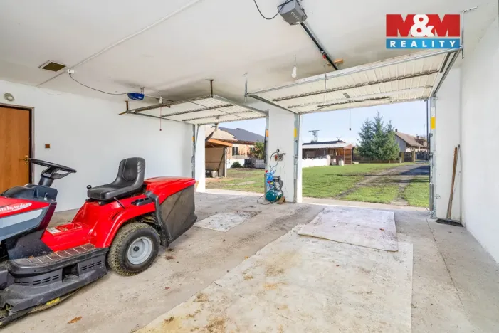 Prodej pozemku pro bydlení, Jíkev, 885 m2