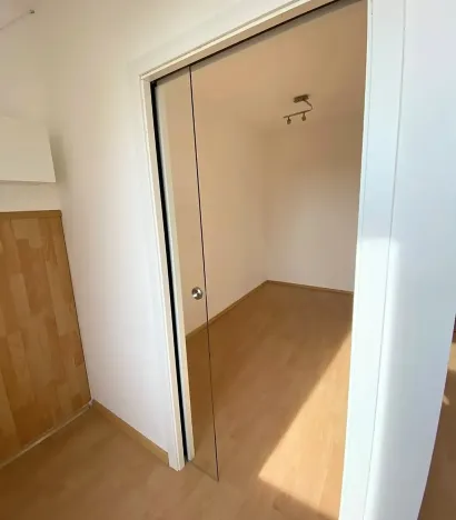 Prodej bytu 2+kk, Praha - Troja, Hnězdenská, 38 m2