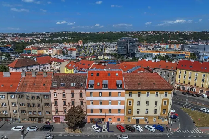 Prodej obchodního prostoru, Praha - Vysočany, Novovysočanská, 222 m2