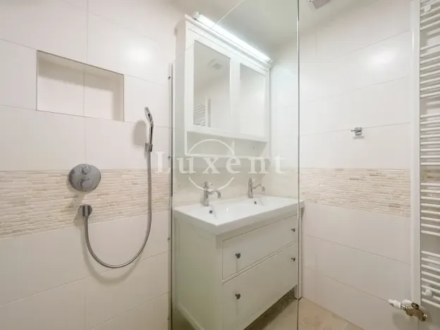 Pronájem bytu 2+kk, Praha, Formanská, 68 m2