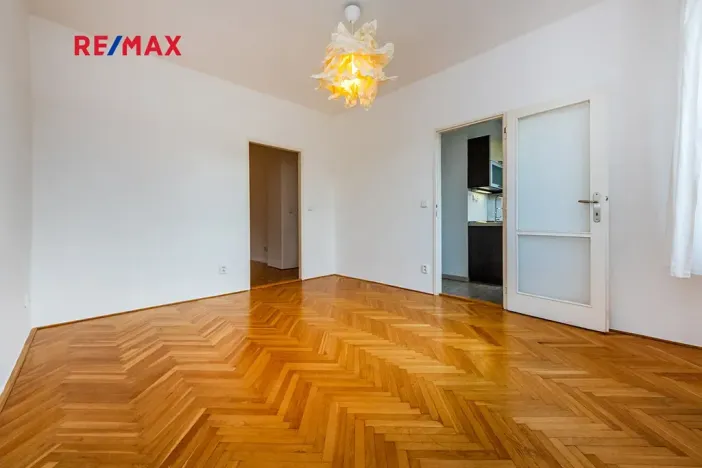 Pronájem bytu 3+1, Praha - Břevnov, Bělohorská, 62 m2