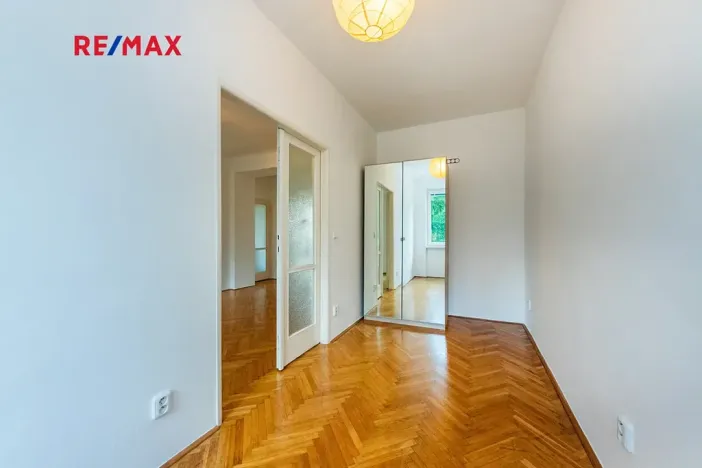 Pronájem bytu 3+1, Praha - Břevnov, Bělohorská, 62 m2