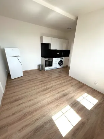 Pronájem bytu 2+kk, Praha - Zličín, Strojírenská, 40 m2