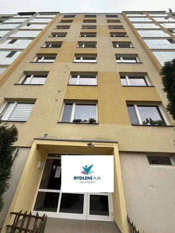 Pronájem bytu 2+1, Krupka, Karla Čapka, 62 m2