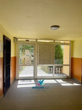 Prodej bytu 1+1, Krupka, Karla Čapka, 36 m2