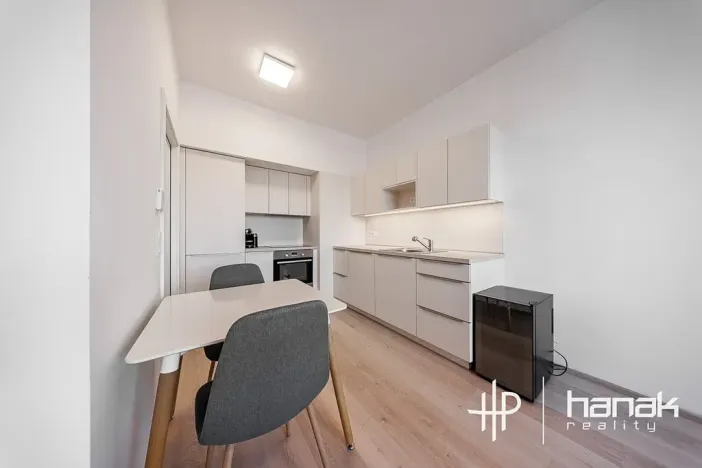 Prodej bytu 2+kk, Olomouc, Wolkerova, 58 m2