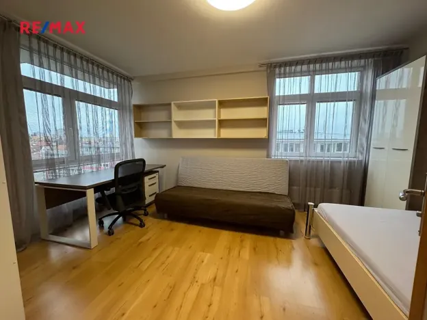 Pronájem bytu 3+kk, Praha - Strašnice, Vinohradská, 96 m2