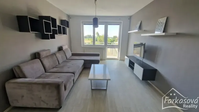 Pronájem bytu 2+kk, Olomouc, Novosadský dvůr, 60 m2