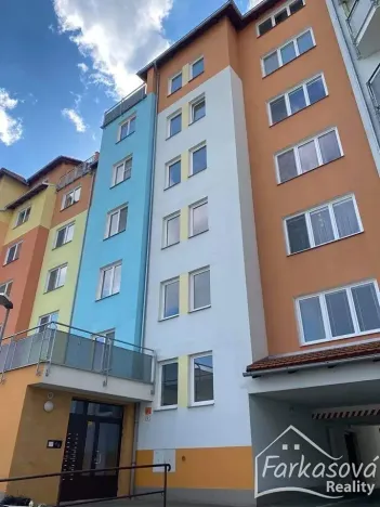Pronájem bytu 2+kk, Olomouc, Novosadský dvůr, 60 m2