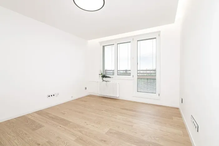 Pronájem bytu 1+kk, Ostrava, Gen. Janouška, 27 m2