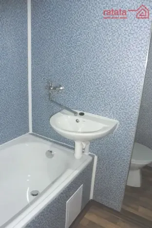 Pronájem bytu 1+1, Chomutov, Dřínovská, 35 m2