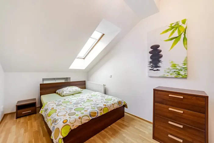 Pronájem bytu 3+kk, Praha - Nové Město, Trojická, 72 m2