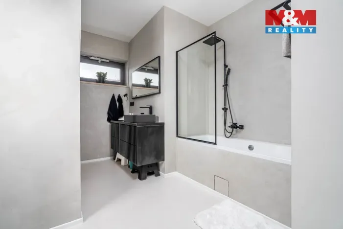 Prodej rodinného domu, Náchod, 224 m2