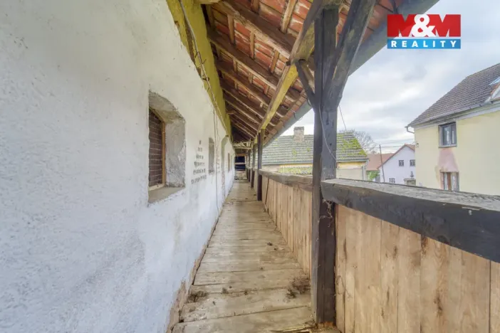 Prodej rodinného domu, Stříbro - Otročín, 300 m2