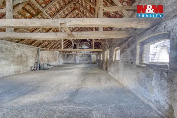 Prodej rodinného domu, Stříbro - Otročín, 300 m2