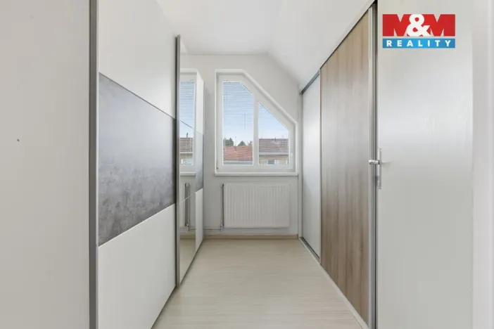 Pronájem bytu 2+1, Nupaky, K Parku, 63 m2