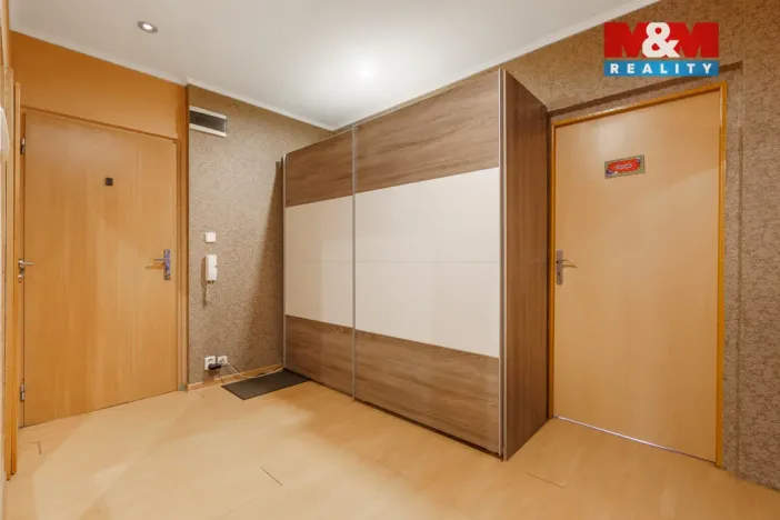 Prodej bytu 3+1, Chomutov, Zahradní, 76 m2