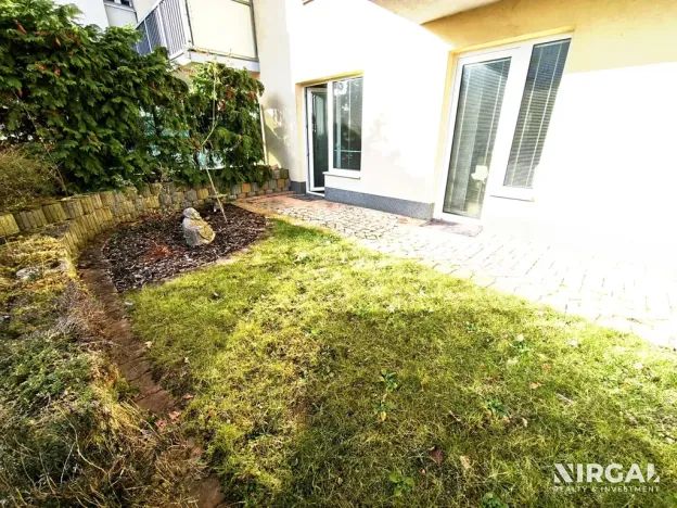 Pronájem bytu 1+kk, Praha - Michle, V dolině, 56 m2