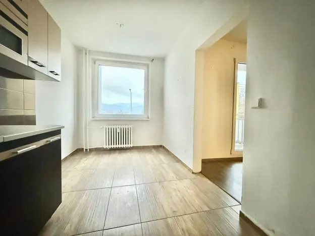 Pronájem bytu 3+1, Ústí nad Labem - Krásné Březno, V Oblouku, 72 m2