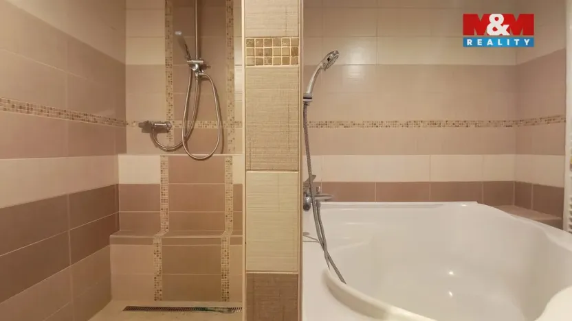 Prodej rodinného domu, Božejov, 180 m2