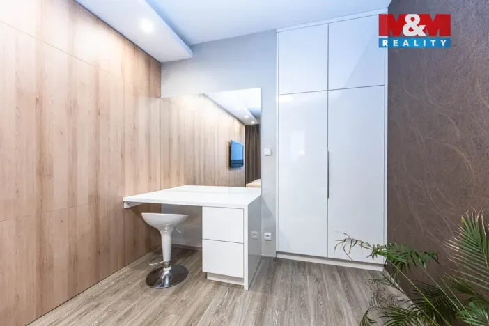 Pronájem bytu 2+kk, Praha - Stodůlky, Svitákova, 54 m2