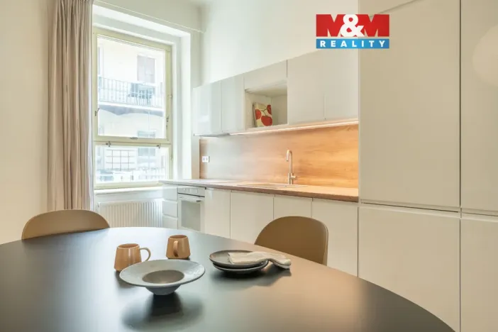 Prodej bytu 3+1, Praha - Vinohrady, Balbínova, 96 m2