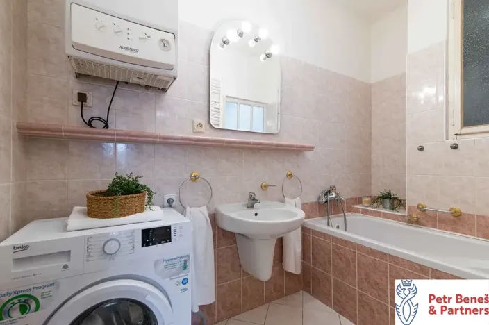 Pronájem bytu 3+1, Rakovník, Husovo náměstí, 95 m2