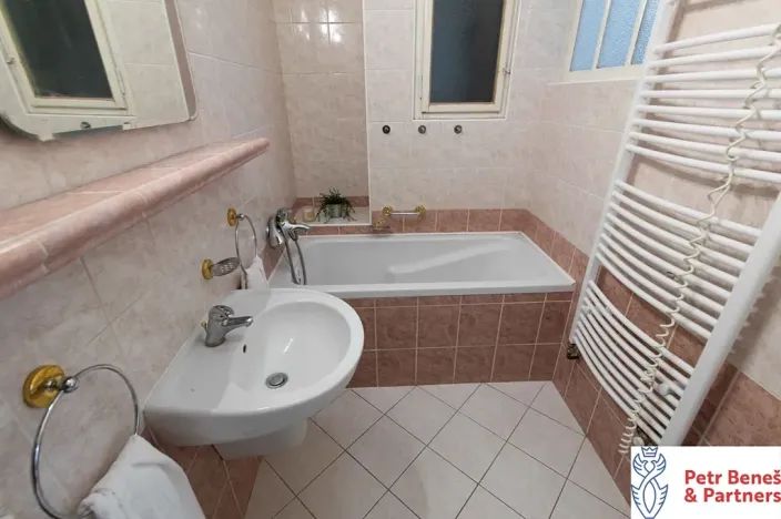 Pronájem bytu 3+1, Rakovník, Husovo náměstí, 95 m2