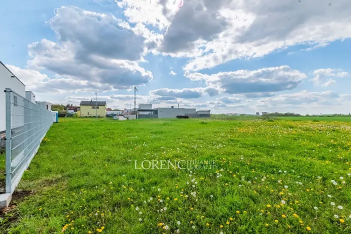 Prodej pozemku, Praha - Kbely, Ponikelská, 707 m2