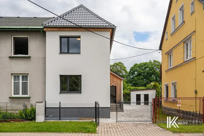 Prodej ubytování, Mladé Buky, 133 m2