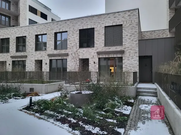 Pronájem bytu 1+kk, Brno, Bratislavská, 32 m2