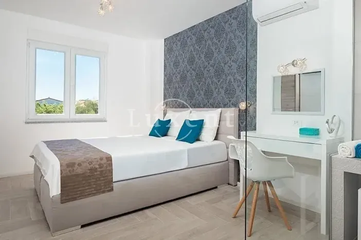 Prodej rodinného domu, Rogoznica, Chorvatsko, 400 m2