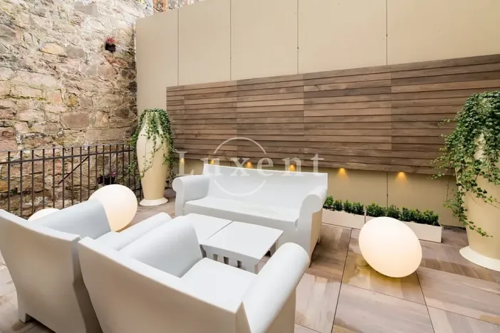 Prodej bytu 3+kk, Karlovy Vary, Vřídelní, 238 m2