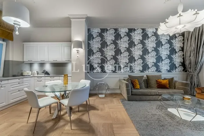 Prodej bytu 2+kk, Karlovy Vary, Vřídelní, 63 m2