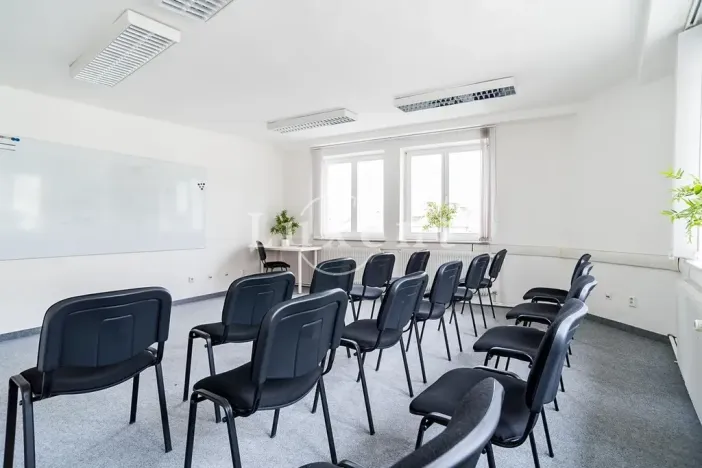 Pronájem kanceláře, Praha - Josefov, Břehová, 17 m2