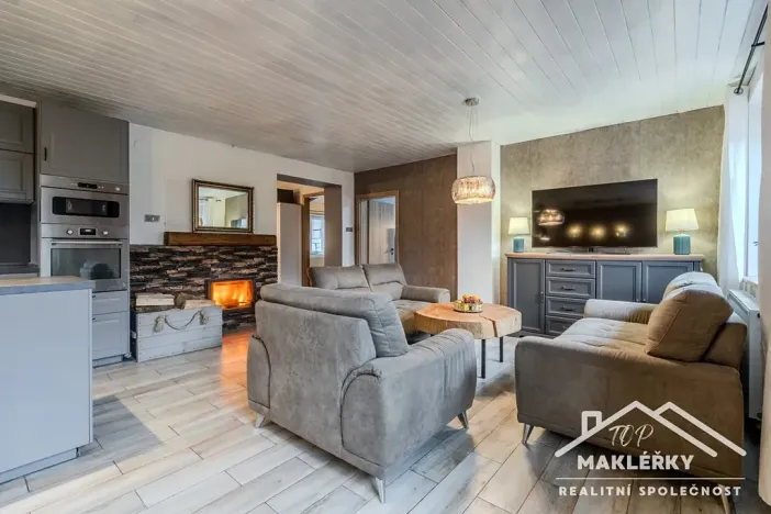 Prodej rodinného domu, Chotutice, Průběžná, 122 m2