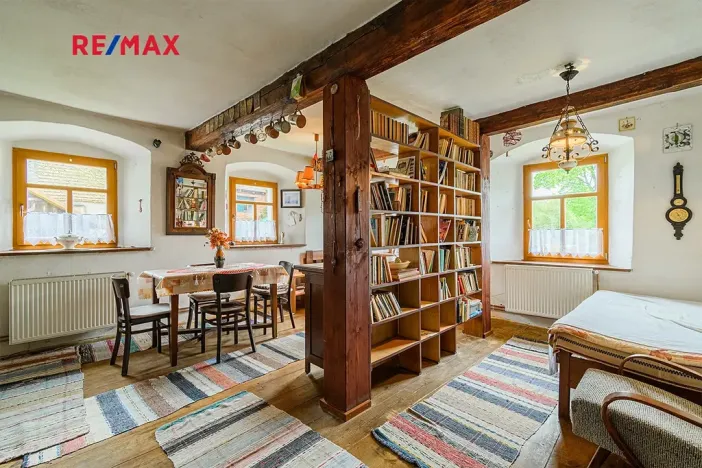 Prodej rodinného domu, Planá, 300 m2