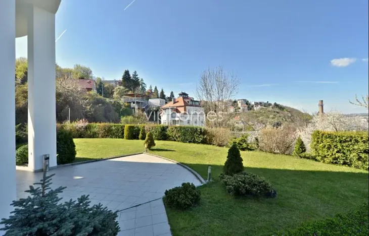 Pronájem vily, Praha - Smíchov, Nový Zlíchov, 800 m2