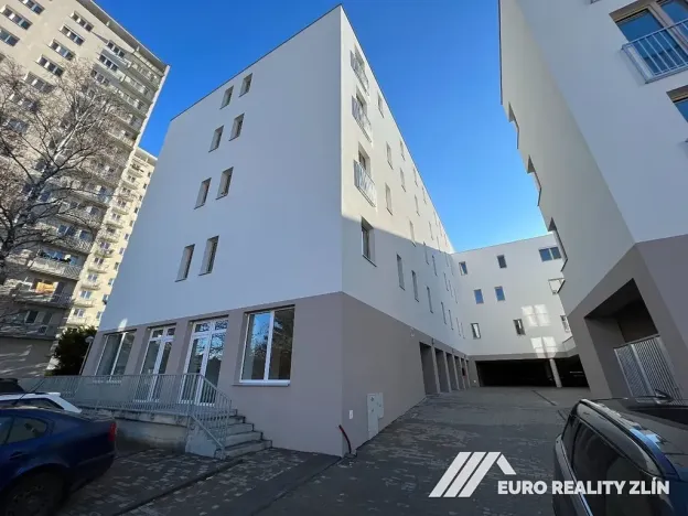 Pronájem bytu 2+kk, Zlín, Ševcovská, 65 m2