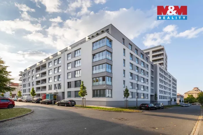 Pronájem garáže, Plzeň - Jižní Předměstí, Stehlíkova, 12 m2