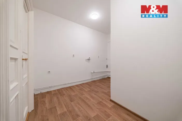 Prodej bytu 1+kk, Praha - Žižkov, Husitská, 29 m2