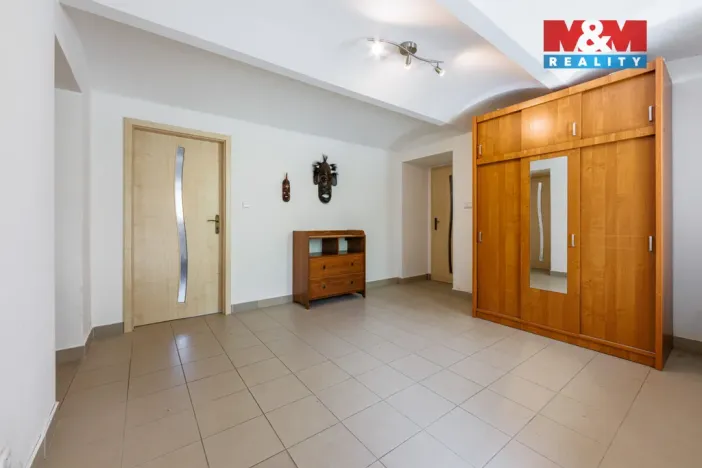 Prodej rodinného domu, Jindřichovice, 280 m2