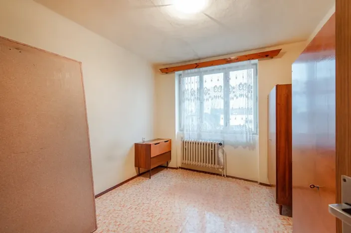 Prodej rodinného domu, Velim, náměstí Obránců míru, 180 m2