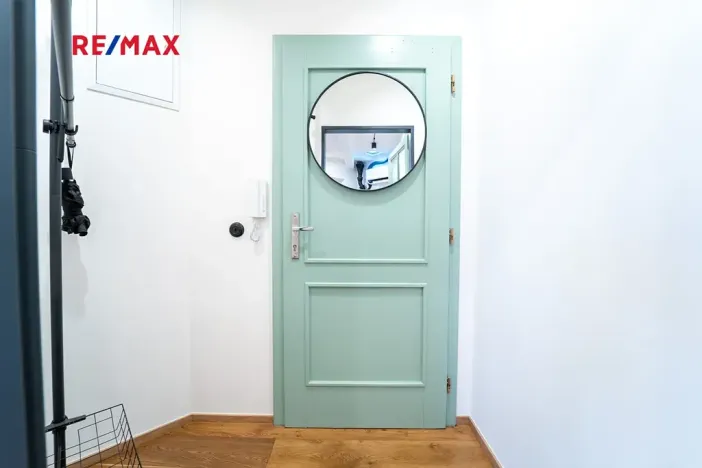 Prodej bytu 1+kk, Praha - Holešovice, Veverkova, 40 m2