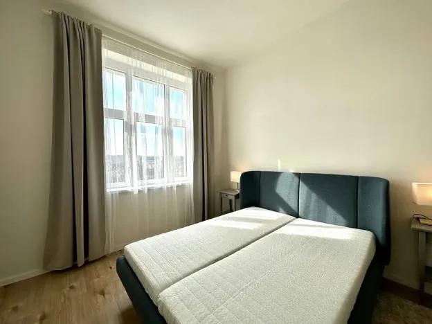 Pronájem bytu 3+kk, Praha, Zenklova, 58 m2