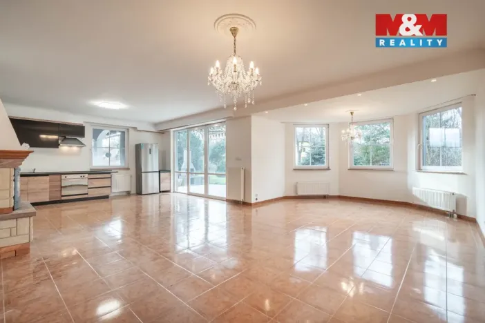 Prodej rodinného domu, Nenačovice, 240 m2