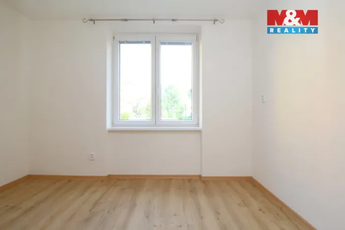 Pronájem bytu 1+1, Týniště nad Orlicí, Družstevní, 39 m2