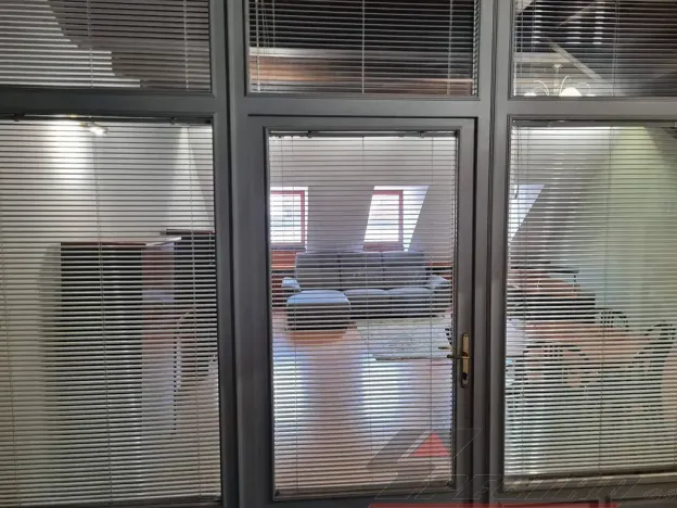 Pronájem kanceláře, Plzeň, Pražská, 162 m2