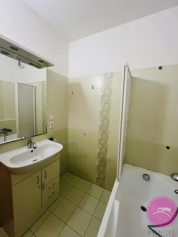 Pronájem bytu 2+kk, Olomouc, Peškova, 55 m2