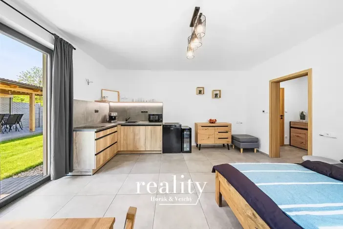 Prodej vícegeneračního domu, Perná, 205 m2